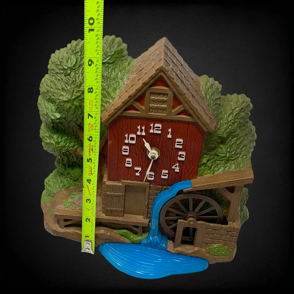 Vintage Spartus 6906 Animated Water Wheel Mill Clock Lighted Working USA